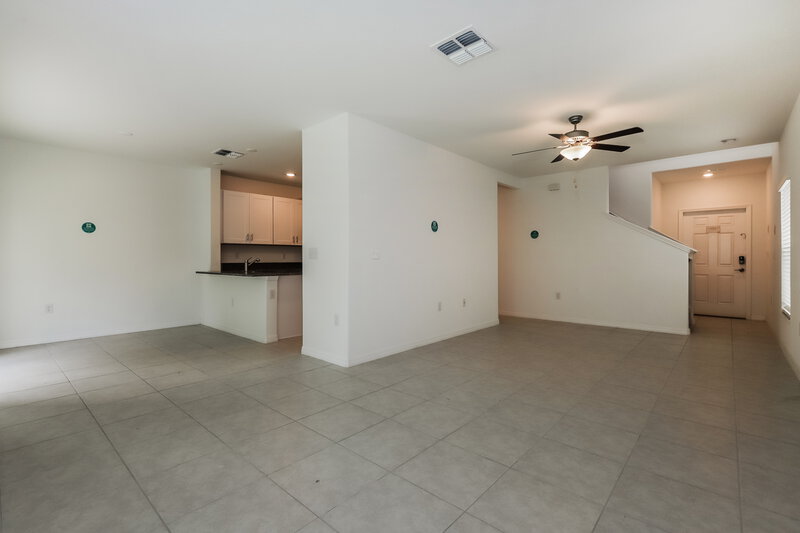 2,405/Mo, 7306 Spring Snowflake Ave Tampa, FL 33619 Living Room View