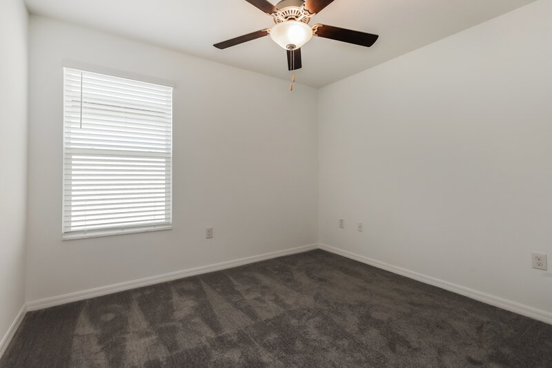 2,405/Mo, 7306 Spring Snowflake Ave Tampa, FL 33619 Bedroom View