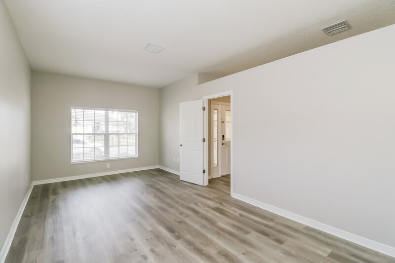 2,520/Mo, 5850 Sweet William Ter Land O Lakes, FL 34639 Living Room View