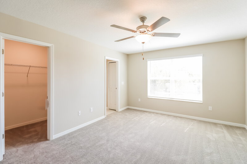 4,160/Mo, 7309 Spring Snowflake Ave Tampa, FL 33619 Main Bedroom View