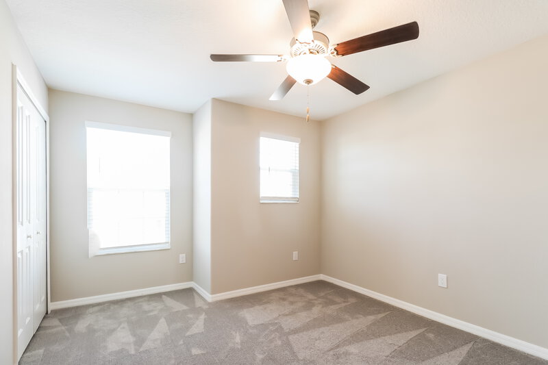 4,160/Mo, 7309 Spring Snowflake Ave Tampa, FL 33619 Bedroom View