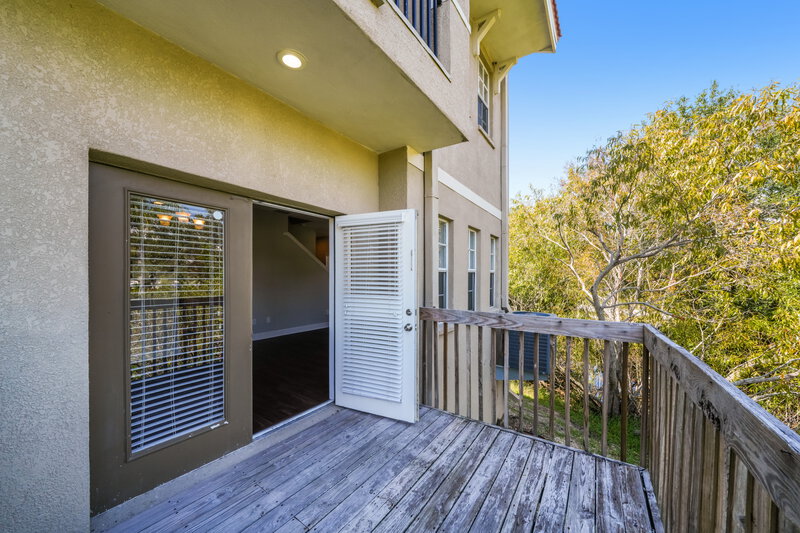 1,885/Mo, 6527 Quiet Pool Ct Apollo Beach, FL 33572 Deck View 2