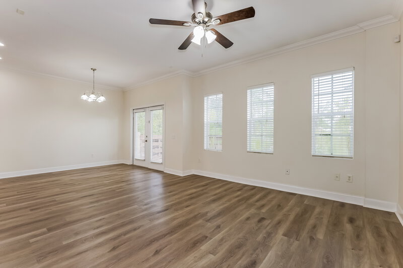 2,080/Mo, 6525 Quiet Pool Ct Apollo Beach, FL 33572 Living Room View 2