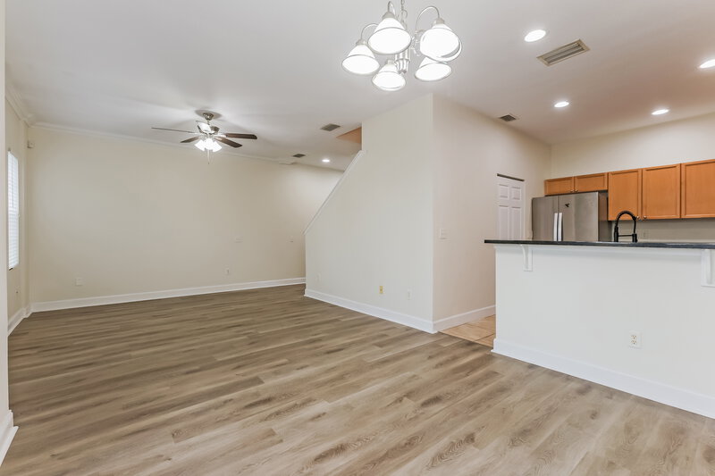 2,080/Mo, 6525 Quiet Pool Ct Apollo Beach, FL 33572 Dining Room View
