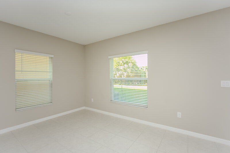 2,495/Mo, 7318 Spring Snowflake Ave Tampa, FL 33619 Living Room View
