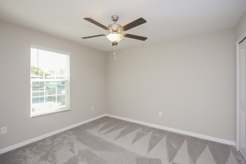 2,500/Mo, 7318 Spring Snowflake Ave Tampa, FL 33619 Bedroom View 4