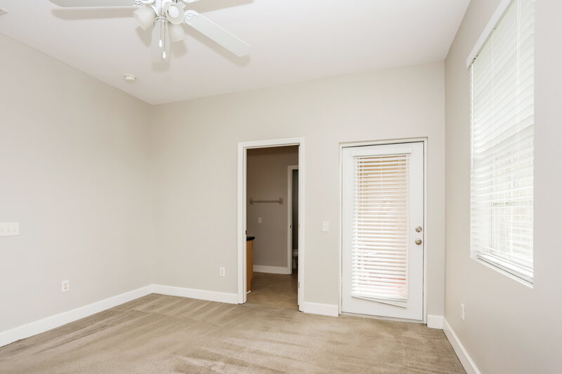 2,010/Mo, 6504 Quiet Pool Ct Apollo Beach, FL 33572 Main Bedroom View