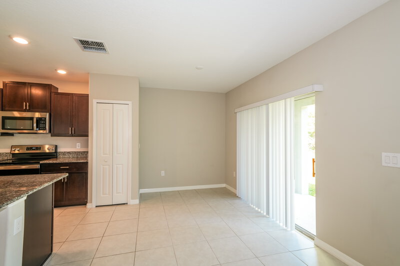 2,525/Mo, 7324 Spring Snowflake Ave Tampa, FL 33619 Dining Room View