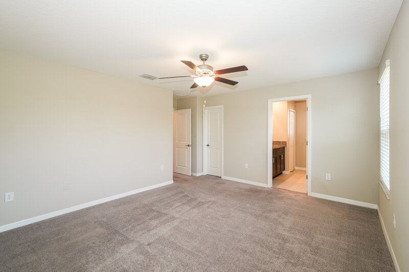 2,525/Mo, 7324 Spring Snowflake Ave Tampa, FL 33619 Main Bedroom View