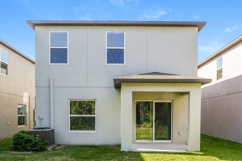 2,525/Mo, 7324 Spring Snowflake Ave Tampa, FL 33619 Rear View