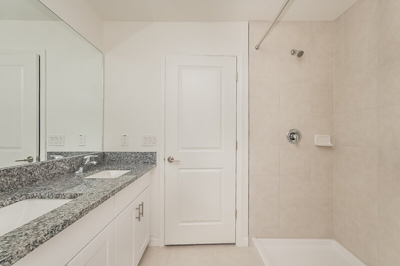 2,600/Mo, 7338 Spring Snowflake Ave Tampa, FL 33619 Misc View 11