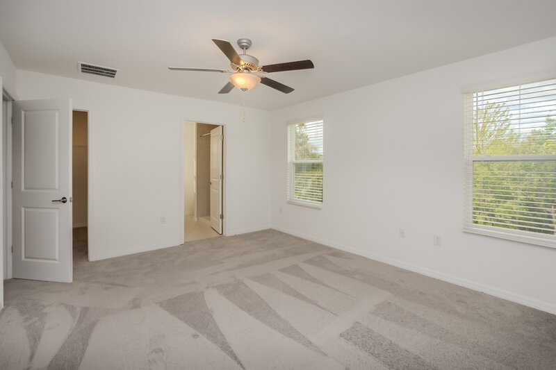 2,420/Mo, 7320 Spring Snowflake Ave Tampa, FL 33619 Main Bedroom View