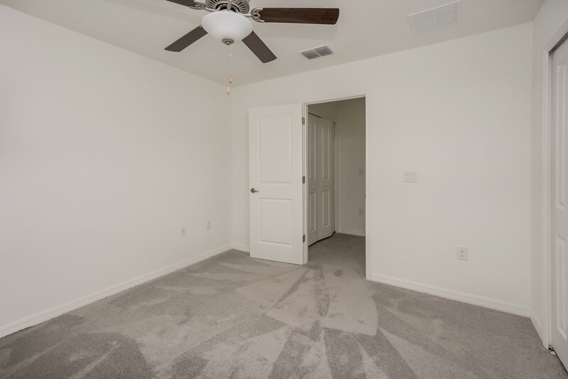 2,420/Mo, 7320 Spring Snowflake Ave Tampa, FL 33619 Bedroom View 3