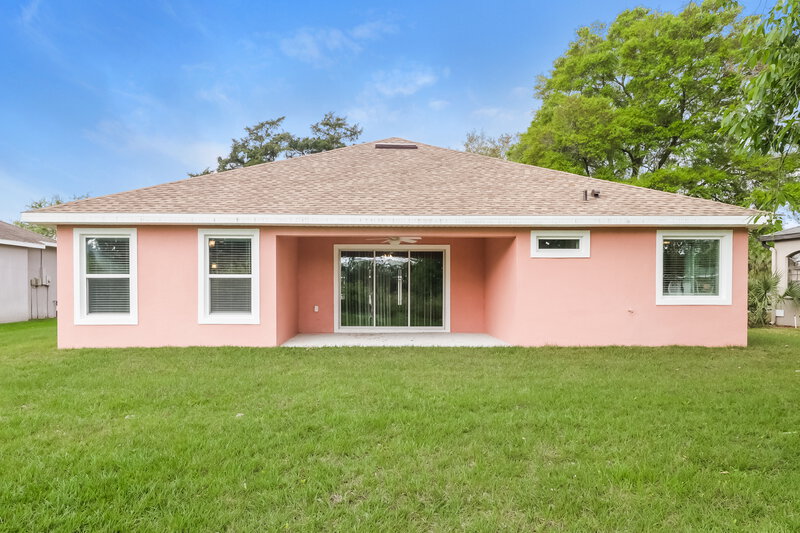 1,830/Mo, 5468 Chestnut Ridge Rd Dade City, FL 33523 Rear View