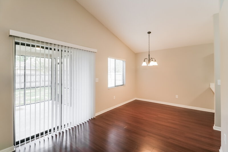 2,265/Mo, 1521 Spinning Wheel Dr Lutz, FL 33559 Dining Room View 2