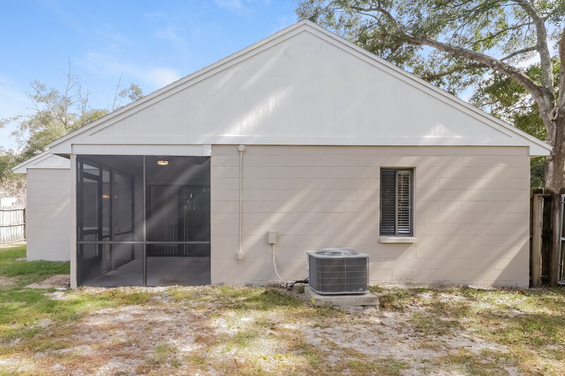 2,265/Mo, 1521 Spinning Wheel Dr Lutz, FL 33559 Rear View 2