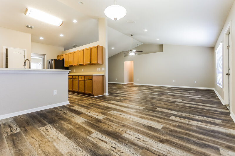 2,350/Mo, 8746 Fort Socrum Village Pl Lakeland, FL 33810 Floorplan View 2