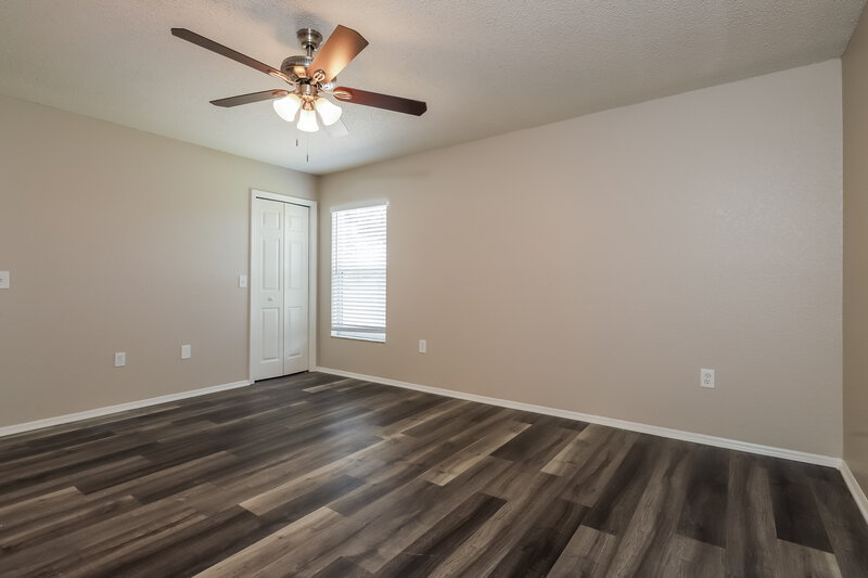 1,990/Mo, 3180 Thoroughbred Loop N Lakeland, FL 33811 Main Bedroom View