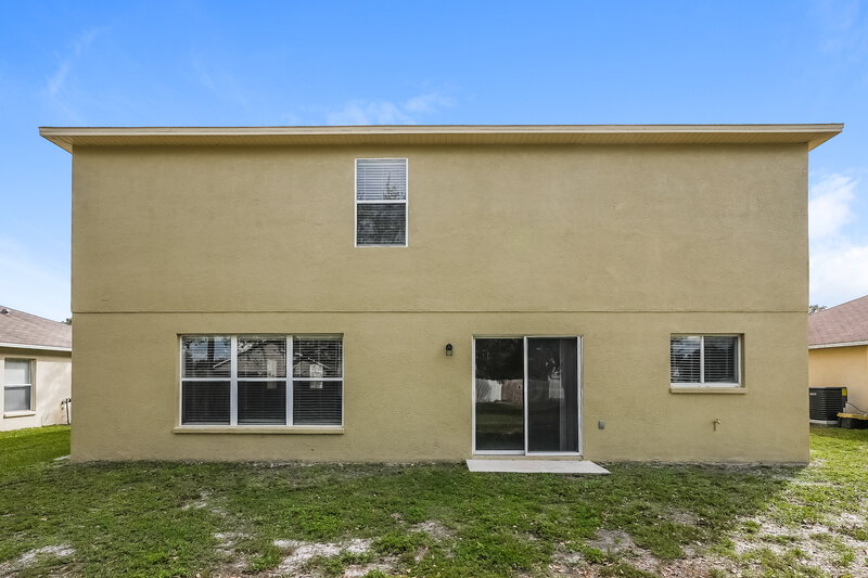 2,070/Mo, 7345 Hunters Greene Cir Lakeland, FL 33810 Rear View