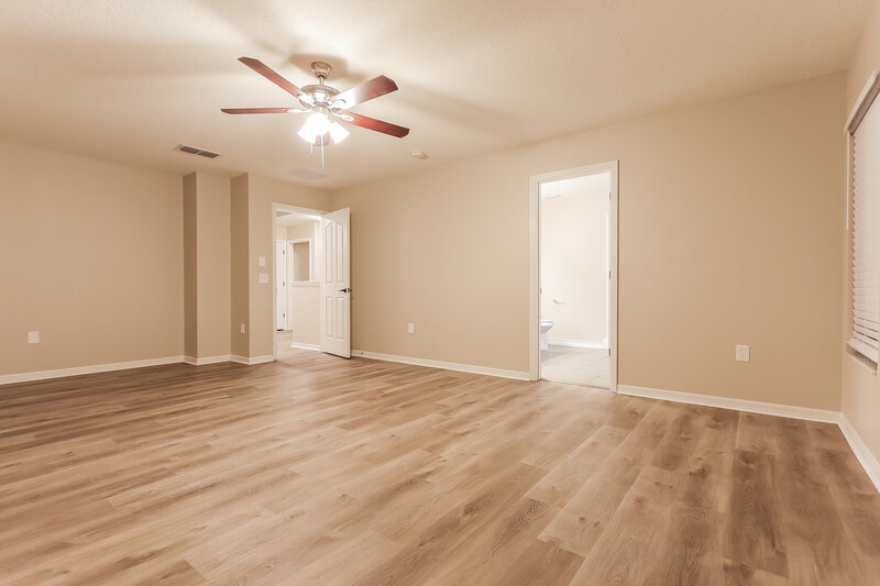 3,920/Mo, 3235 Ogden Dr Mulberry, FL 33860 Main Bedroom View