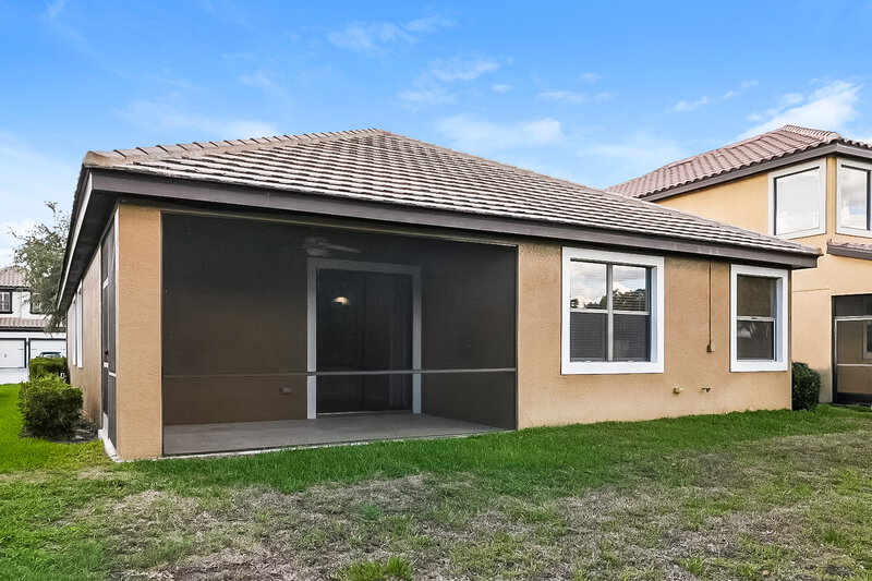 2,460/Mo, 20355 Chestnut Grove Dr Tampa, FL 33647 Rear View