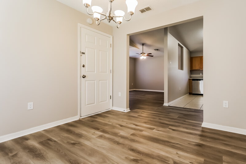 3,040/Mo, 11730 Lynn Brook Cir Seffner, FL 33584 Dining Room View