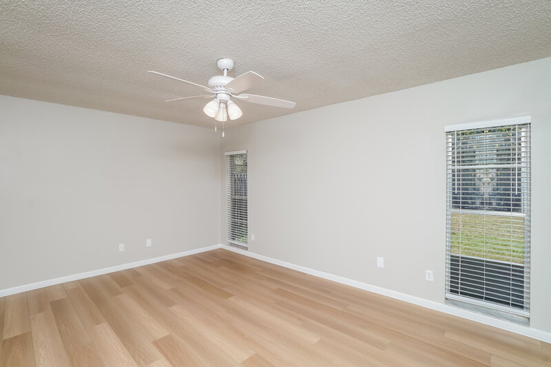 2,340/Mo, 16414 Bonneville Dr Tampa, FL 33624 Family Room View 2