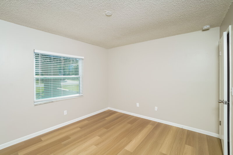 2,340/Mo, 16414 Bonneville Dr Tampa, FL 33624 Bedroom View 2