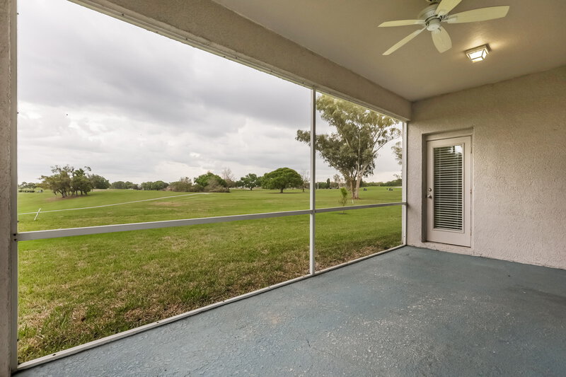 2,160/Mo, 2906 Copper Height Ct Valrico, FL 33594 Sun Room View