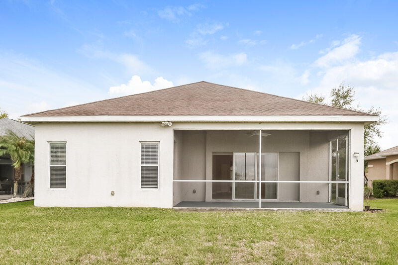 2,160/Mo, 2906 Copper Height Ct Valrico, FL 33594 Rear View