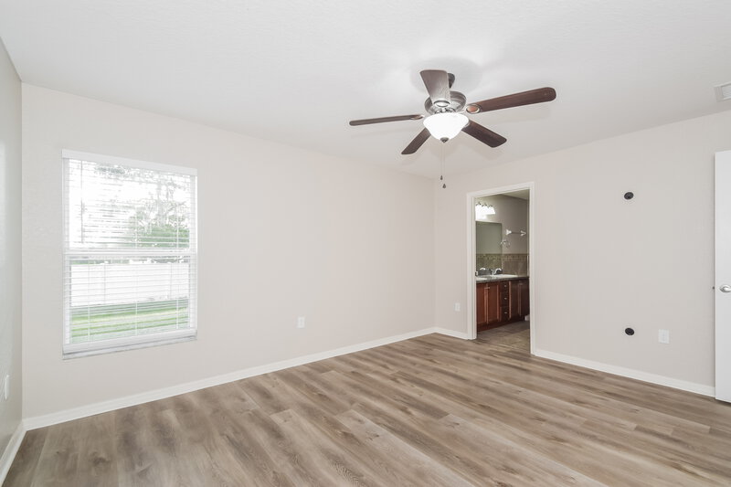 1,995/Mo, 4101 Sundance Place Loop Mulberry, FL 33860 Main Bedroom View 2