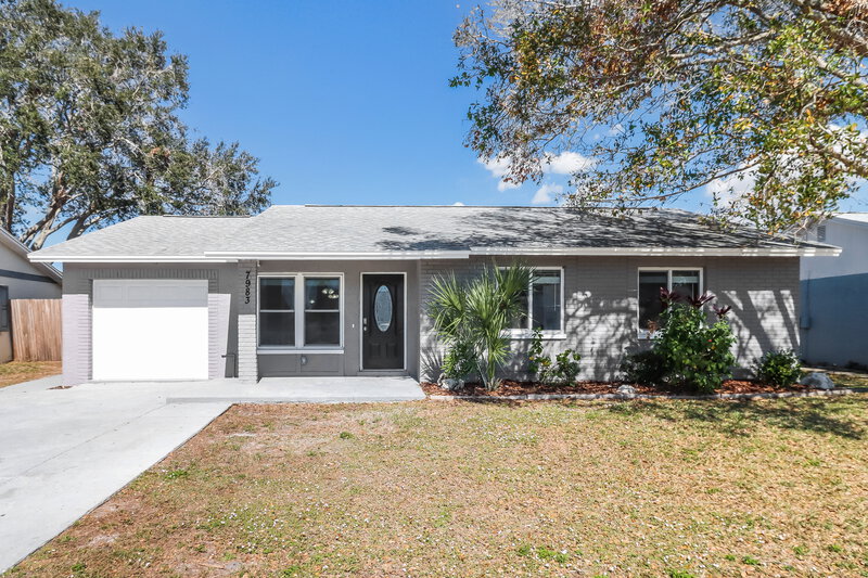 3,245/Mo, 7983 Shadow Run Dr Largo, FL 33773 External View
