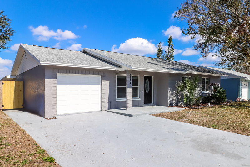 3,245/Mo, 7983 Shadow Run Dr Largo, FL 33773 Front View