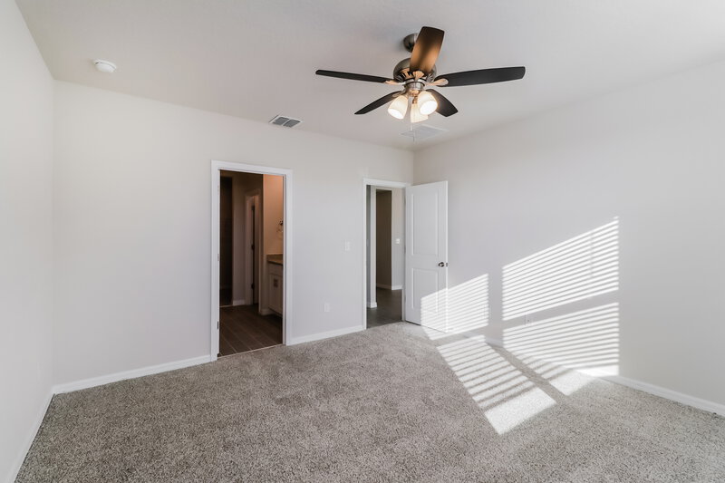 2,195/Mo, 38969 Harlow Rose Drive Zephyrhills, FL 33540 Main Bedroom View 2