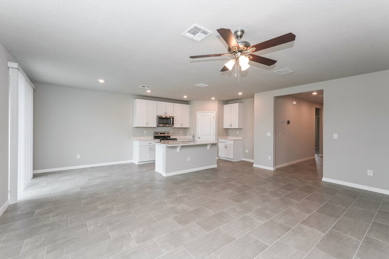 1,960/Mo, 38981 Harlow Rose Drive Zephyrhills, FL 33540 Living Room View