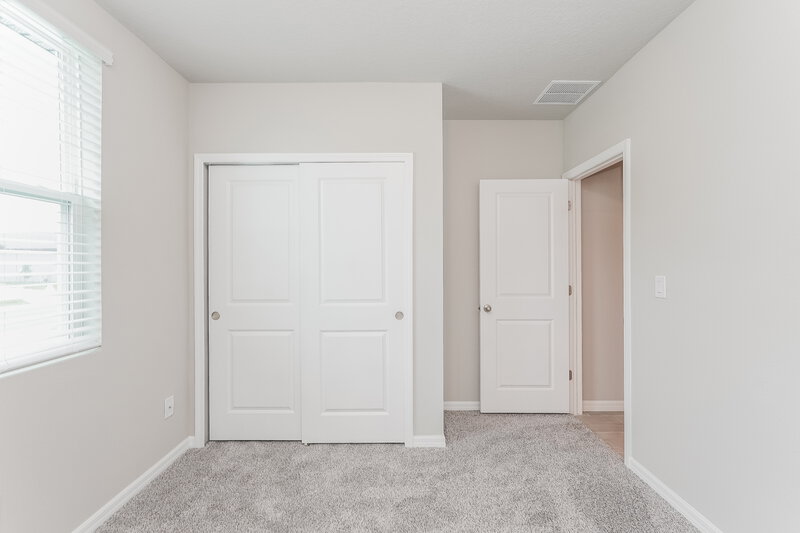 1,960/Mo, 38981 Harlow Rose Drive Zephyrhills, FL 33540 Bedroom View 2
