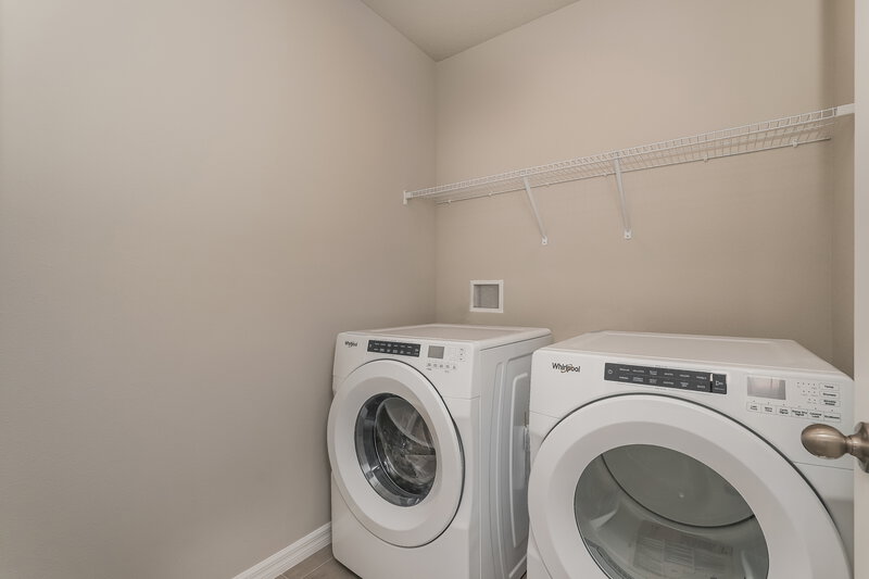 2,095/Mo, 38993 Harlow Rose Drive Zephyrhills, FL 33540 Laundry Room View