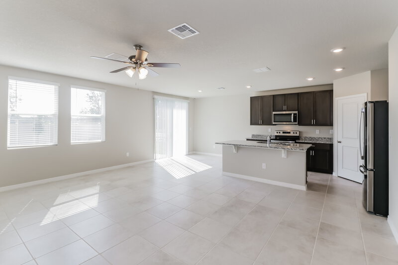 3,410/Mo, 39049 Harlow Rose Drive Zephyrhills, FL 33540 Living Room View