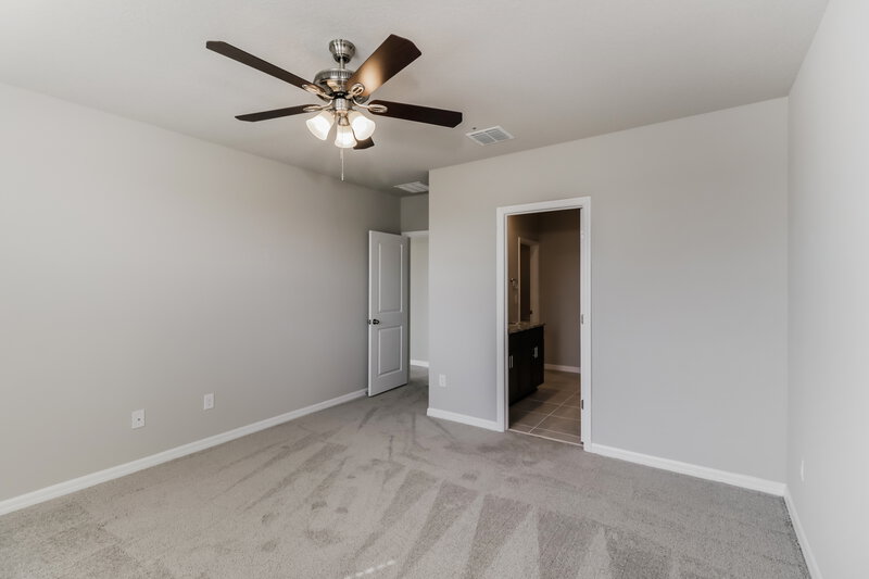 3,410/Mo, 39049 Harlow Rose Drive Zephyrhills, FL 33540 Main Bedroom View