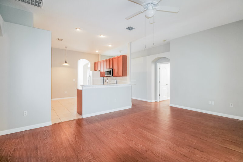 1,860/Mo, 14633 Deacon Ct Spring Hill, FL 34609 Living Room View