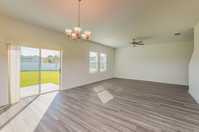 2,385/Mo, 415 Barrier Reef St Ruskin, FL 33570 Dining Room View