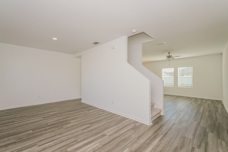 2,385/Mo, 415 Barrier Reef St Ruskin, FL 33570 Family Room View