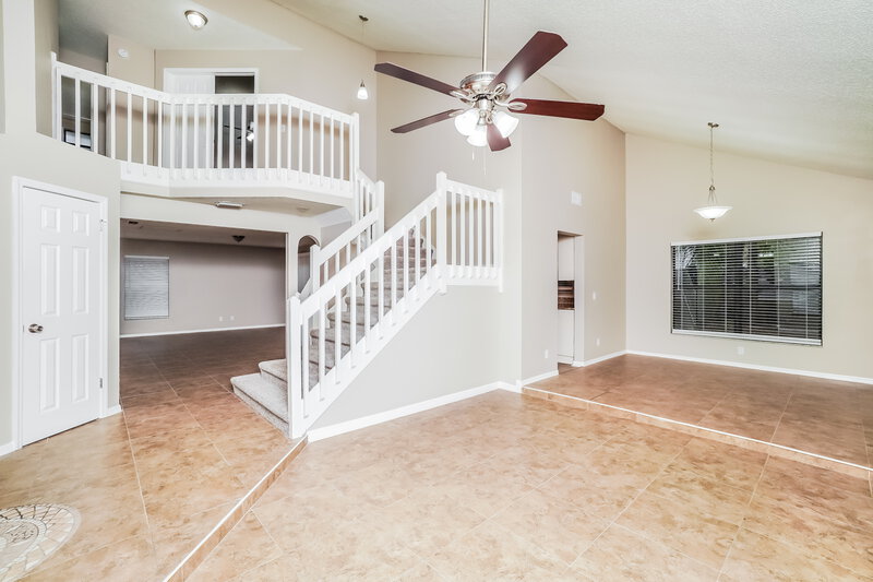 5,290/Mo, 15111 Craggy Cliff St Tampa, FL 33625 Living Room View