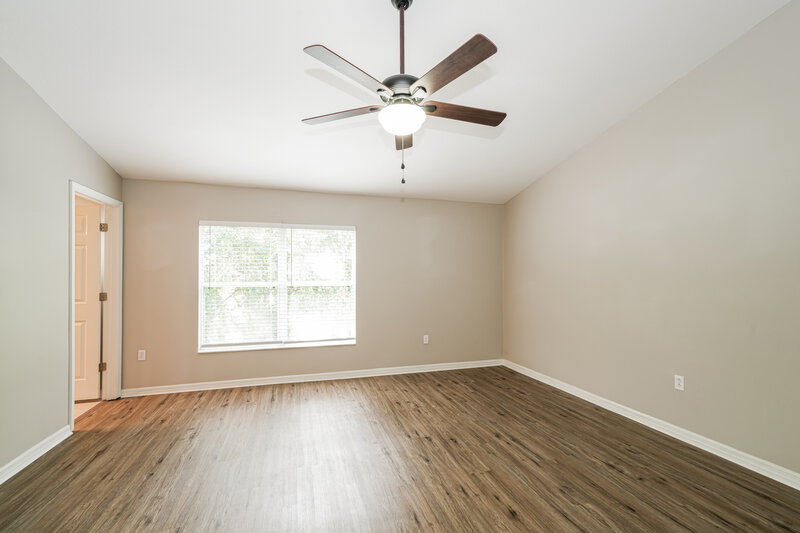 1,800/Mo, 5048 Cactus Needle Ln Wesley Chapel, FL 33544 Living Room View 2