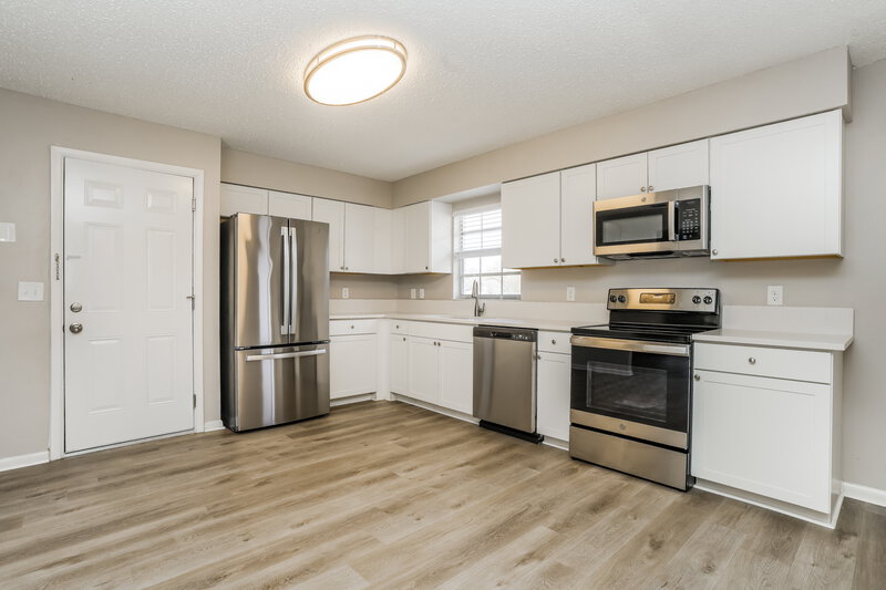 2,180/Mo, 143 Jenny Way Lakeland, FL 33809 Kitchen View