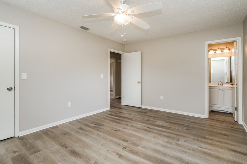 2,180/Mo, 143 Jenny Way Lakeland, FL 33809 Main Bedroom View