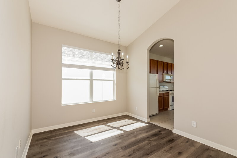 2,290/Mo, 5228 Clover Mist Dr Apollo Beach, FL 33572 Dining Room View