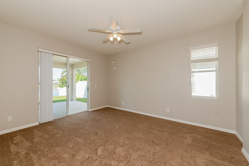 2,290/Mo, 5228 Clover Mist Dr Apollo Beach, FL 33572 Main Bedroom View