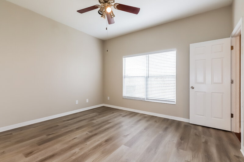 2,545/Mo, 714 Parsons Pointe St Seffner, FL 33584 Main Bedroom View
