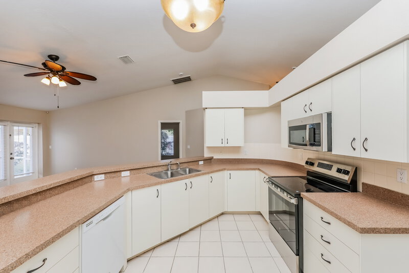 3,290/Mo, 19515 Lake Osceola Ln Odessa, FL 33556 Kitchen View